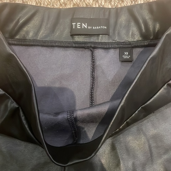 Aritzia babaton faux leather black pants - Picture 2 of 2